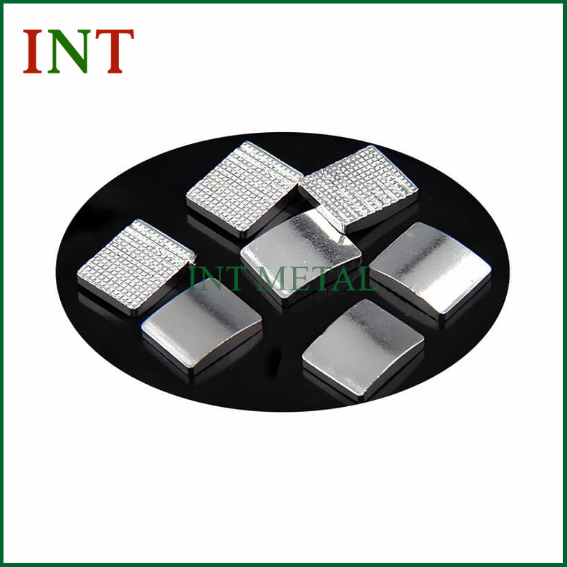 ယုံကြည်စိတ်ချရသော Circuit Switching အတွက် Contact Points များကို အဘယ်အရာက မရှိမဖြစ်လိုအပ်သနည်း။